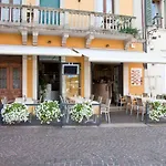 Aparthotel All\'Orologio