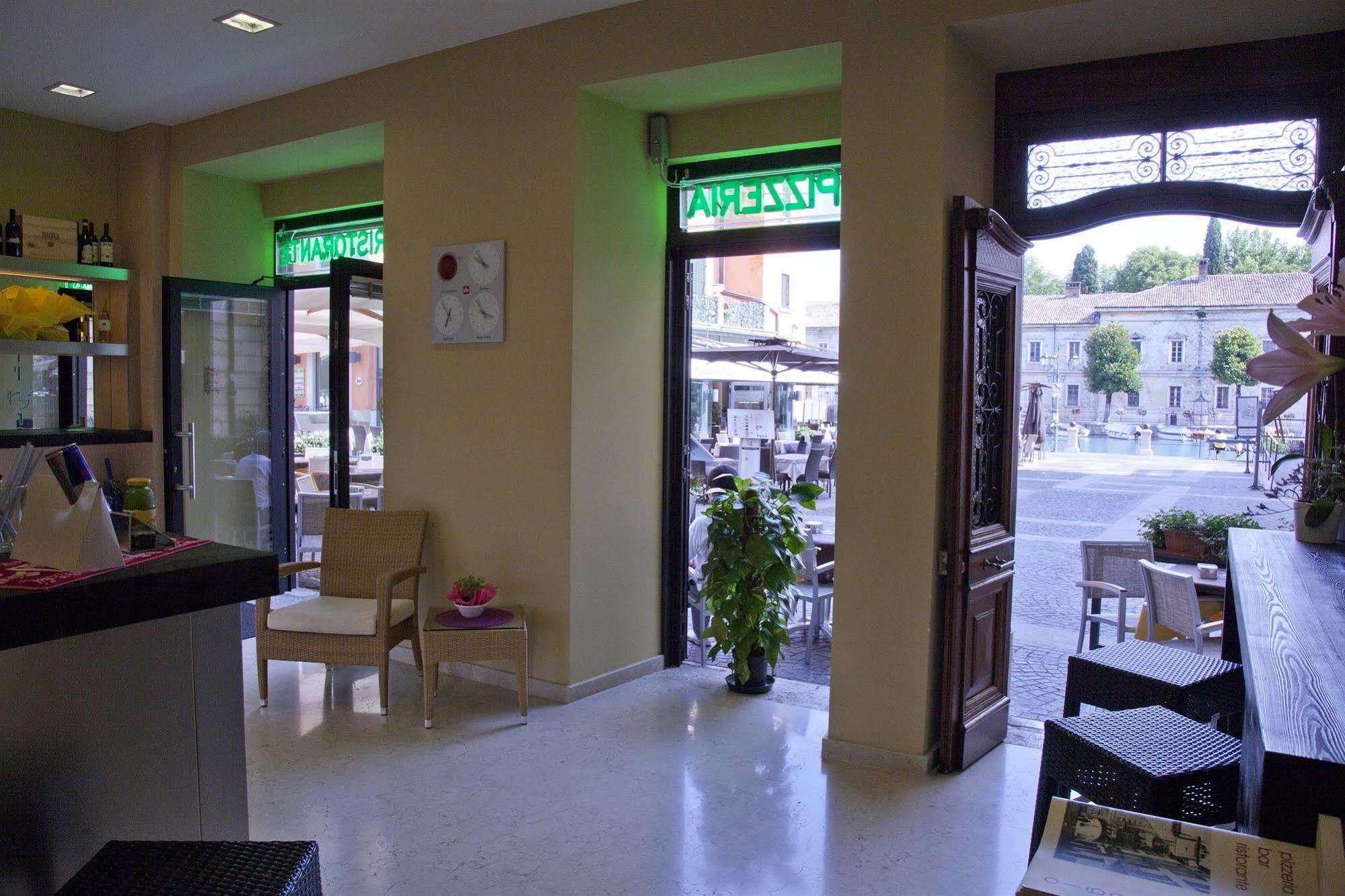 All'orologio * Peschiera del Garda